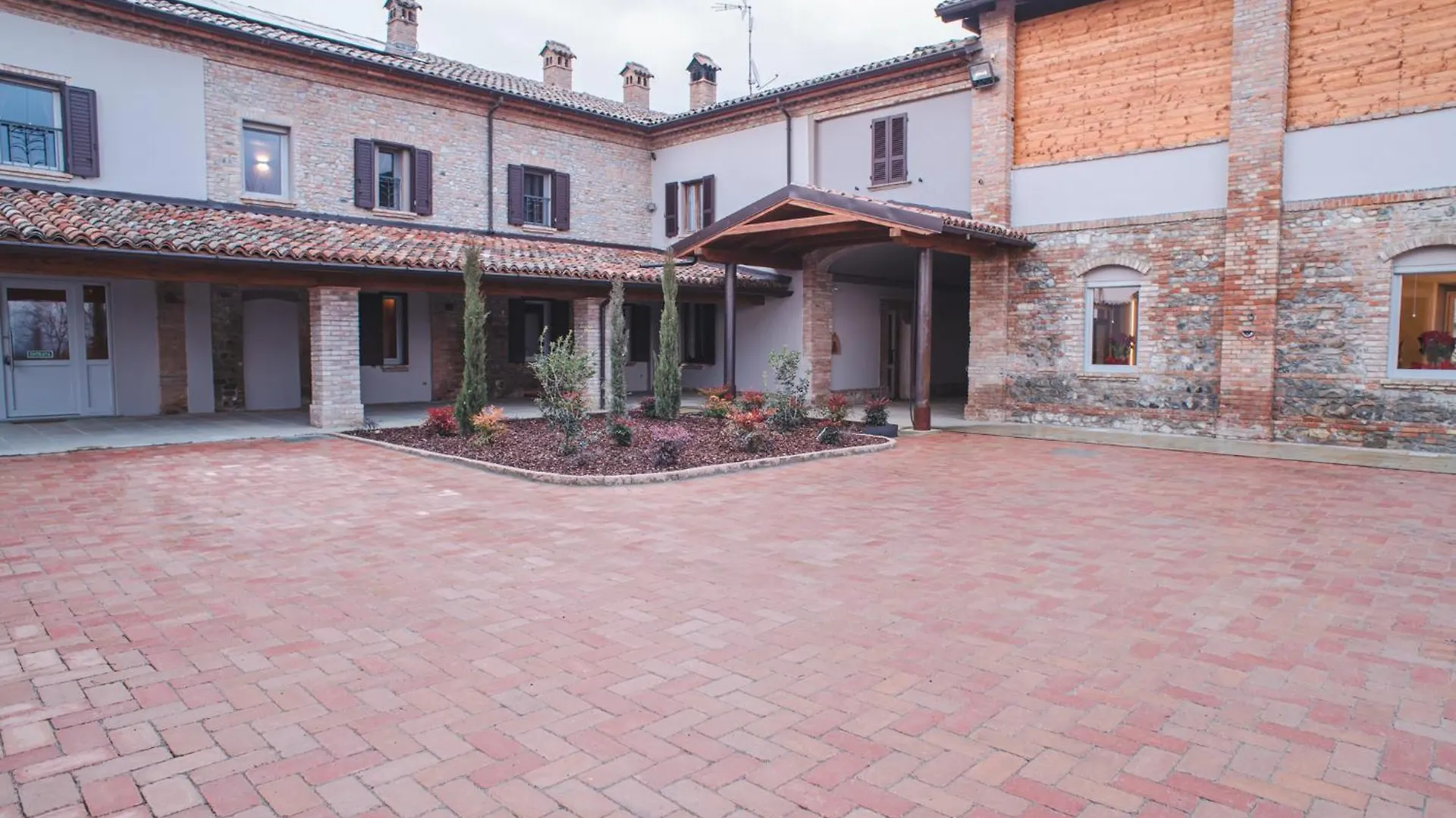 בית חווה Pontenure Agriturismo Corte Alussi איטליה